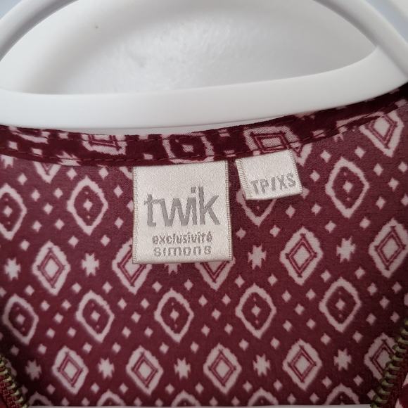 TWIK Patterned Blouse w/ Zipper - Picture 4 of 5